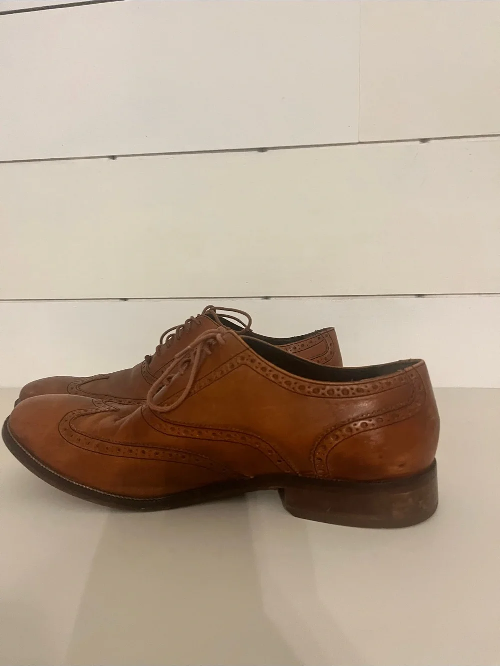Cole Haan C12210 Leather Wingtip Oxfords Brown 11.5/12 Mismatched Read